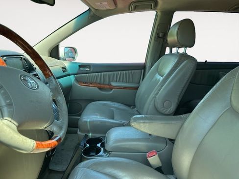 Used 2006 Toyota Sienna XLE Limited AWD/4WD image 8
