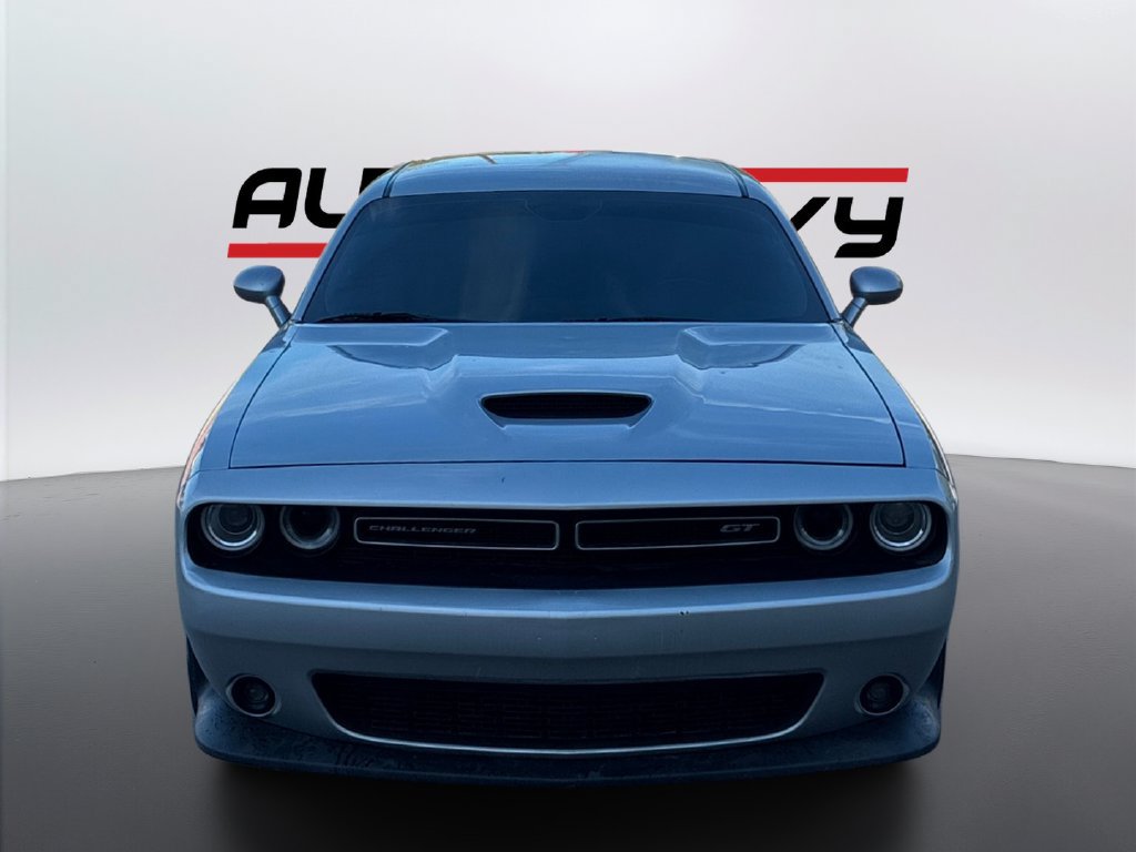 Used 2022 Dodge Challenger GT RWD image 2