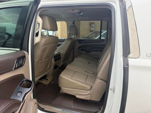 Used 2015 Chevrolet Suburban LT AWD/4WD image 30