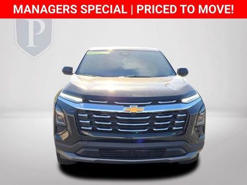 New 2026 Chevrolet Equinox LT w/ Convenience Package II FWD image 12