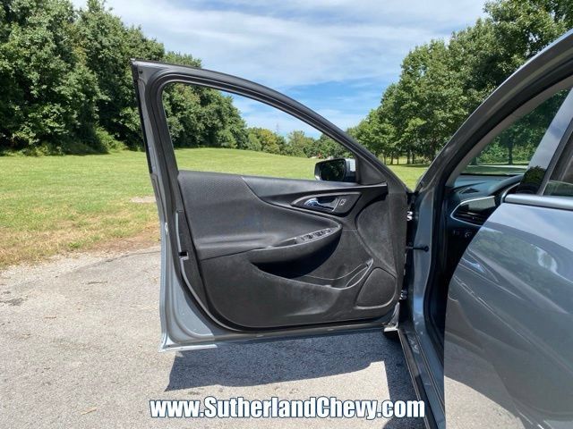 Used 2024 Chevrolet Malibu LT FWD image 12