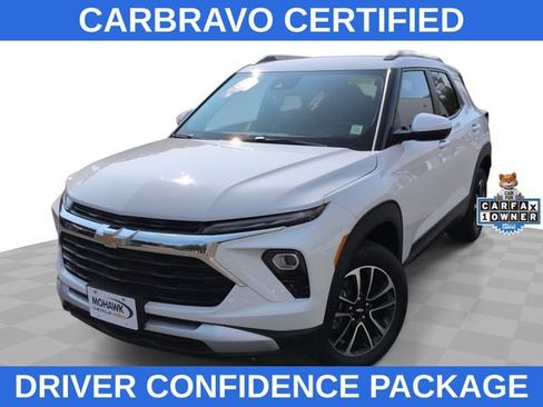 Certified 2025 Chevrolet TrailBlazer LT w/ Convenience Package AWD/4WD image 1