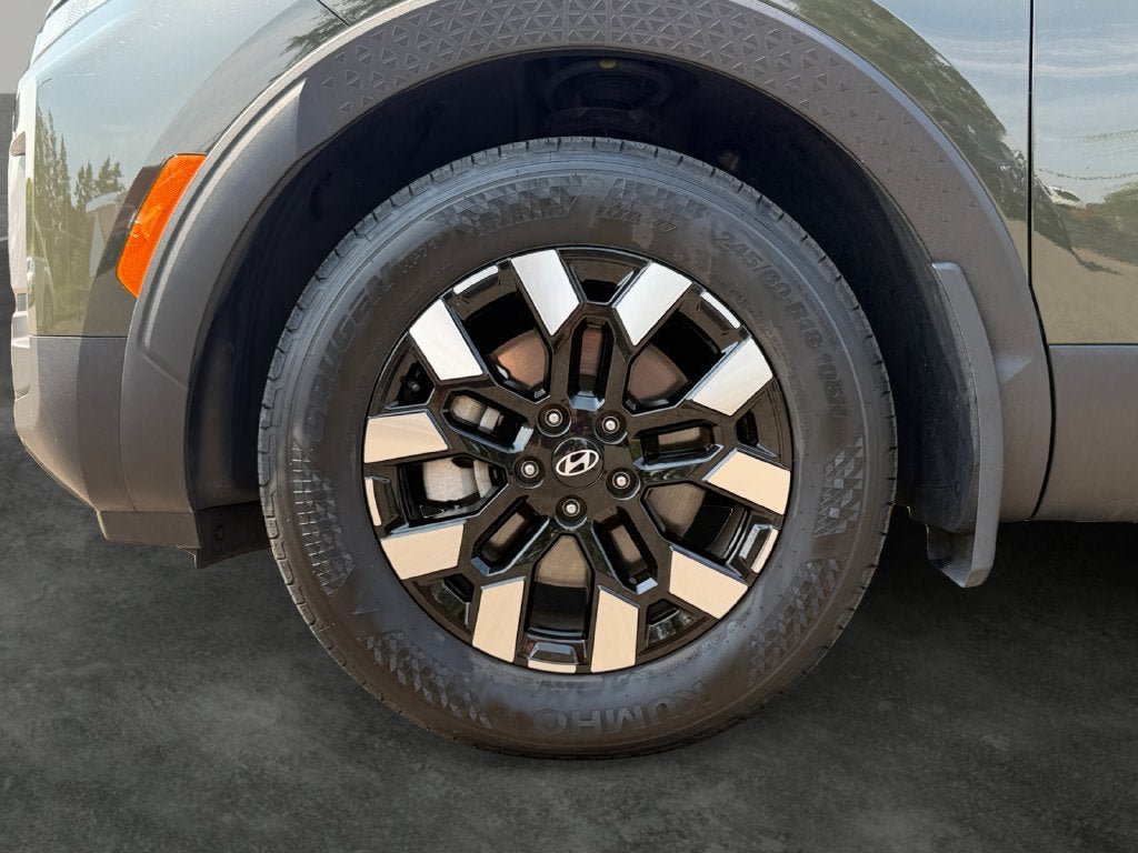 Certified 2025 Hyundai Santa Cruz SEL AWD/4WD image 5