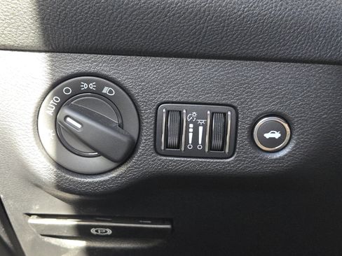 Used 2023 Dodge Challenger R/T w/ Blacktop Package image 25