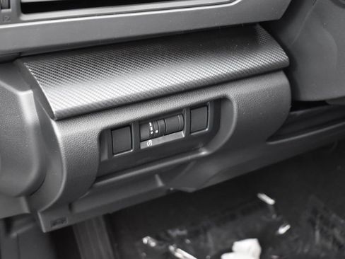 New 2026 Subaru Crosstrek 2.5i image 9