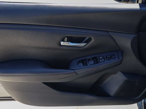 Used 2025 Nissan Sentra SV w/ Trunk Package FWD image 22