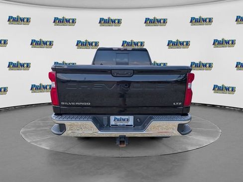 Used 2020 Chevrolet Silverado 2500 LTZ w/ LTZ Premium Package AWD/4WD image 4