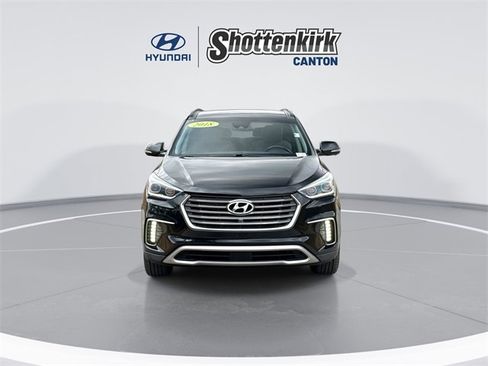 Used 2018 Hyundai Santa Fe Limited image 3