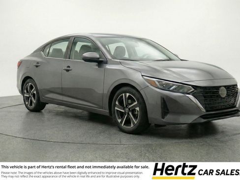 Used 2025 Nissan Sentra SV image 1