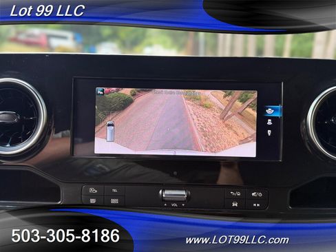 Used 2019 Mercedes-Benz Sprinter 144 w/ Premium Plus Package image 33