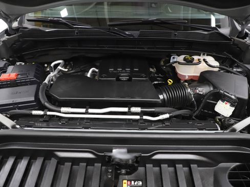 Used 2024 GMC Sierra 1500 Elevation image 32