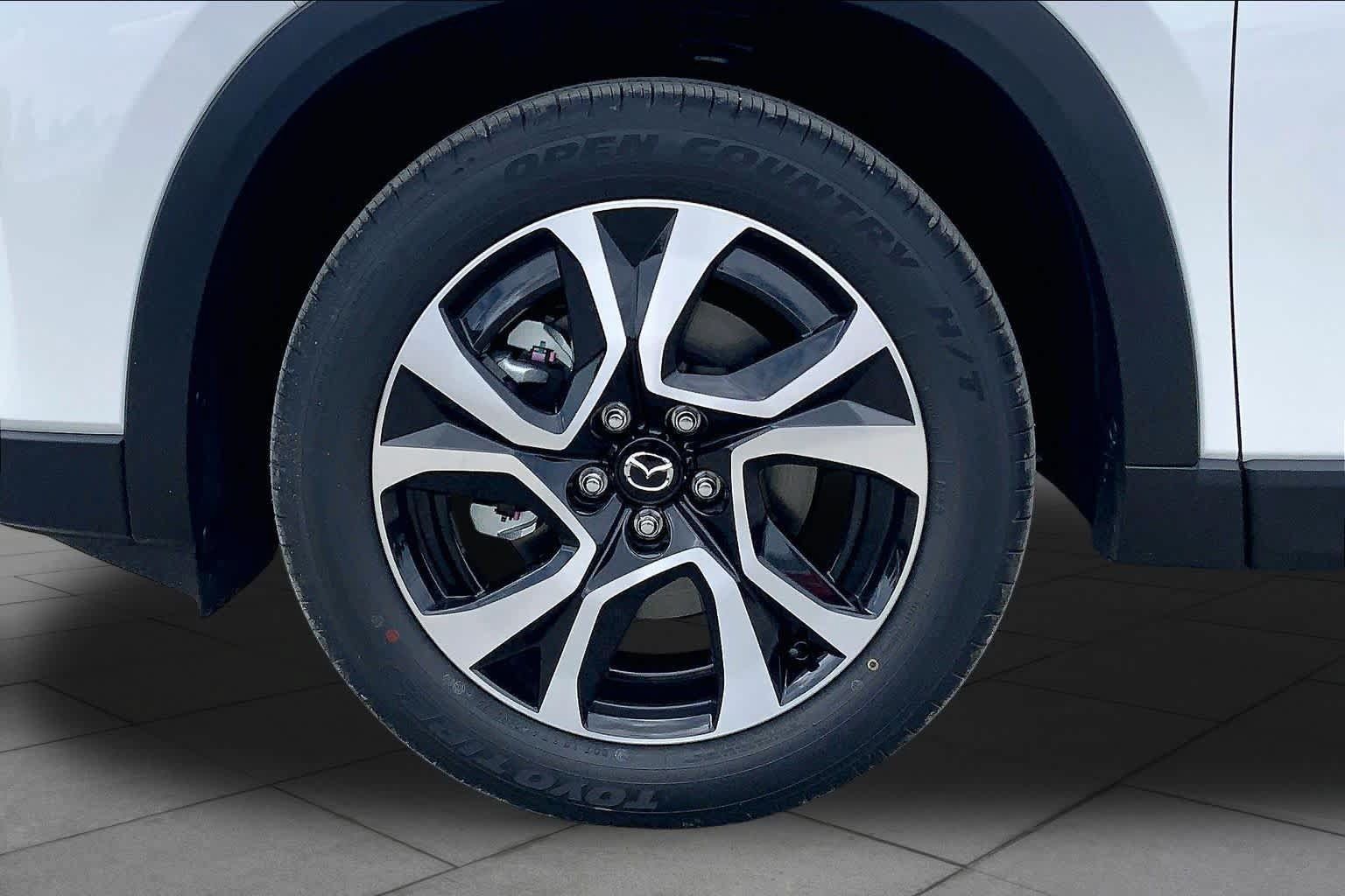 New 2026 MAZDA CX-5 Preferred AWD/4WD image 17