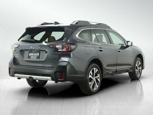 Used 2022 Subaru Outback Touring XT image 5