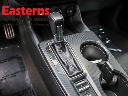 Used 2024 Honda Civic Sport image 13