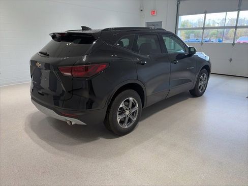 New 2025 Chevrolet Blazer LT w/ Convenience Package image 6