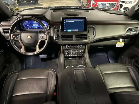 Used 2023 Chevrolet Suburban High Country AWD/4WD image 19