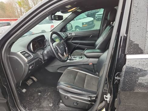 Certified 2020 Jeep Grand Cherokee Laredo w/ Quick Order Package 2BN North image 15