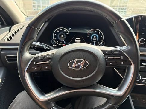 Certified 2022 Hyundai Sonata SEL w/ Convenience Package FWD image 22