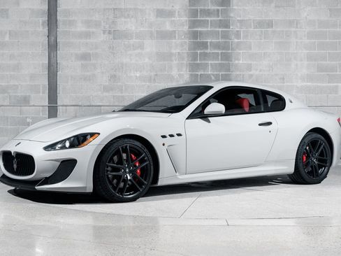 Used 2012 Maserati GranTurismo MC RWD image 31
