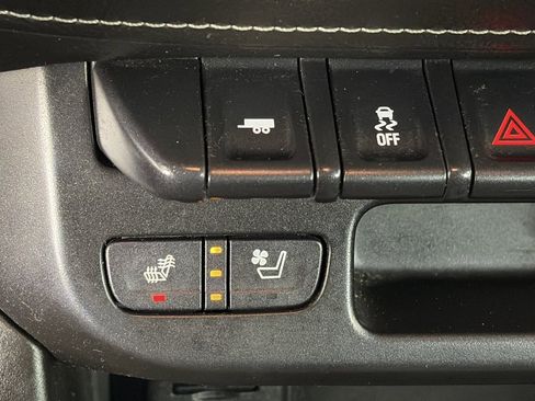 Used 2021 GMC Canyon Denali image 26