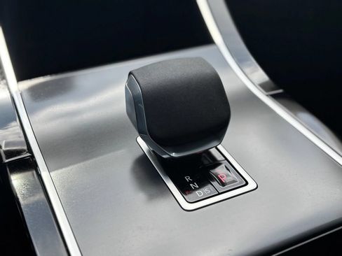 Used 2026 Land Rover Range Rover Evoque S AWD/4WD image 11
