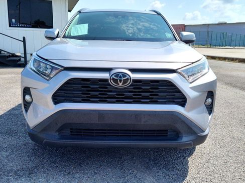 Used 2020 Toyota RAV4 XLE image 11