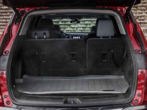 Used 2021 Buick Enclave Essence w/ Sound and Sites Package image 18