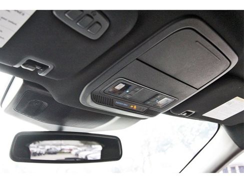 Used 2023 Ford Explorer King Ranch w/ Premium Technology Package image 22