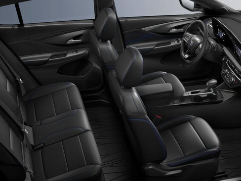 New 2026 Buick Envista Sport Touring image 8