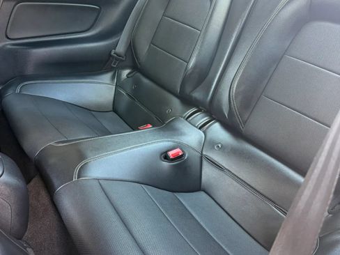 Used 2019 Ford Mustang Premium RWD image 9