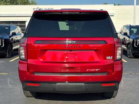 Used 2024 Chevrolet Tahoe RST w/ Luxury Package AWD/4WD image 4