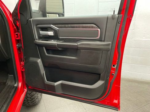 Certified 2024 RAM 2500 Big Horn w/ Night Edition AWD/4WD image 29