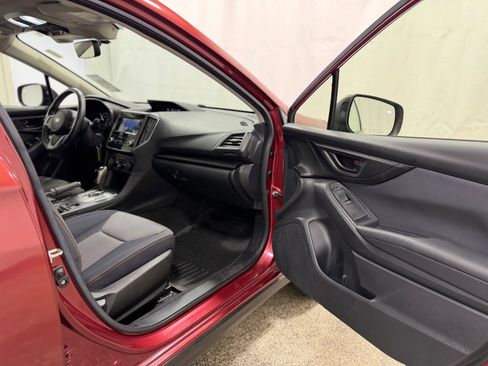 Used 2019 Subaru Crosstrek 2.0i Premium image 24