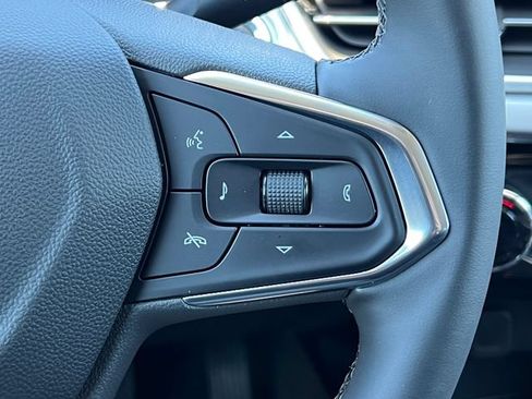 New 2026 Chevrolet Trax LT w/ LT Convenience Package FWD image 17