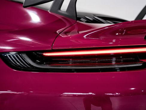 Used 2022 Porsche 911 GT3 image 38