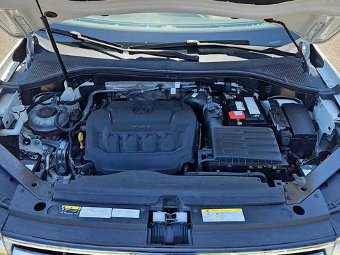 Used 2022 Volkswagen Tiguan SEL R-Line image 18