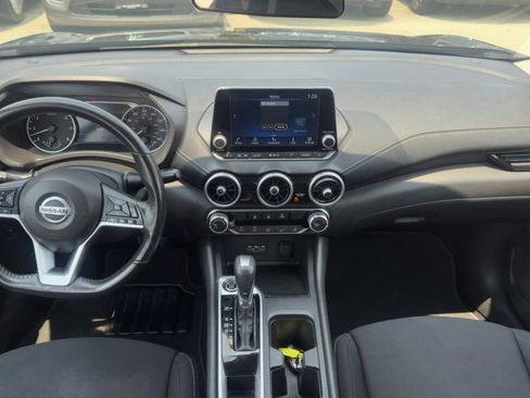 Used 2022 Nissan Sentra SV image 12