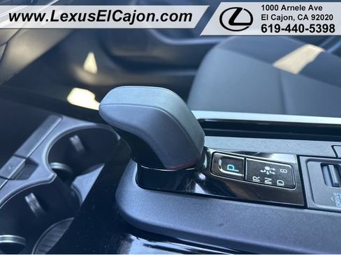 Used 2024 Toyota Prius Prime FWD image 10