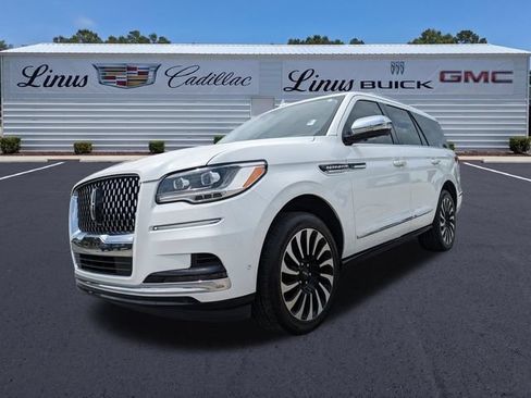 Used 2024 Lincoln Navigator Black Label AWD/4WD image 8