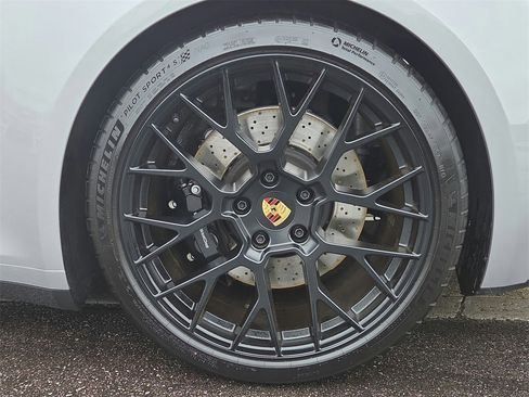 Used 2024 Porsche 911 Carrera 4 GTS image 23