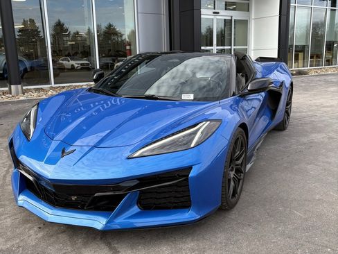 Used 2024 Chevrolet Corvette Z06 w/ Stealth Interior Trim Package image 5