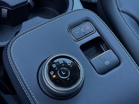 New 2024 Ford Mustang Mach-E Select w/ Comfort Package Lite image 17