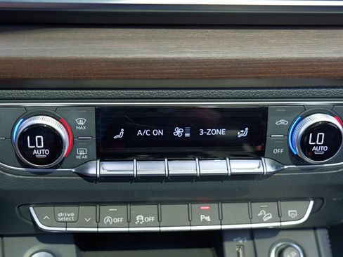 Used 2023 Audi Q5 2.0T Premium Plus image 17