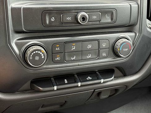 Used 2019 Chevrolet Silverado 2500 W/T w/ WT Convenience Package RWD image 16