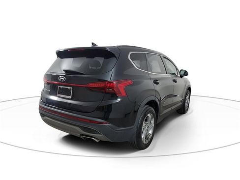 Used 2022 Hyundai Santa Fe SE image 4