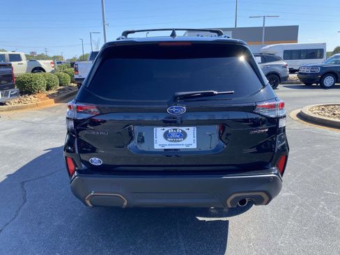 Used 2025 Subaru Forester Sport image 6