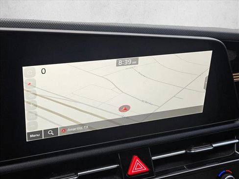 Used 2024 Kia Niro SX Touring image 16