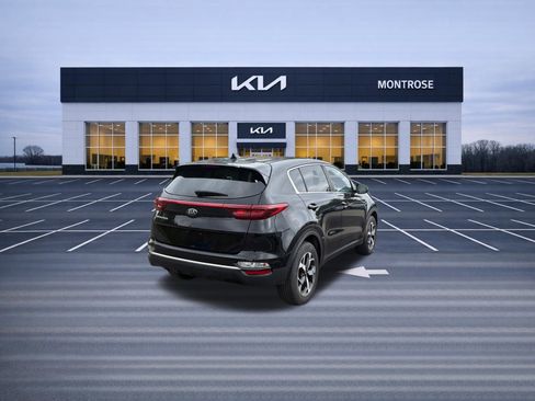 Used 2020 Kia Sportage LX AWD/4WD image 5