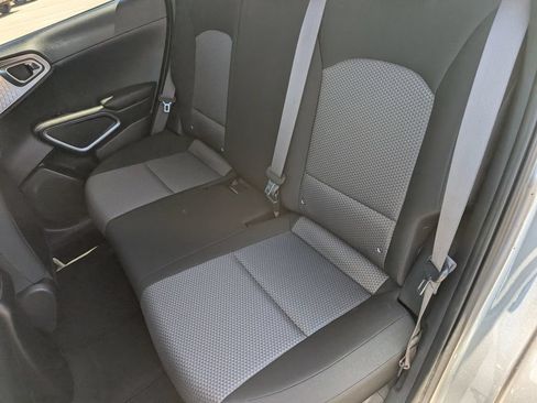 Used 2025 Kia Soul LX w/ LX Technology Package FWD image 12