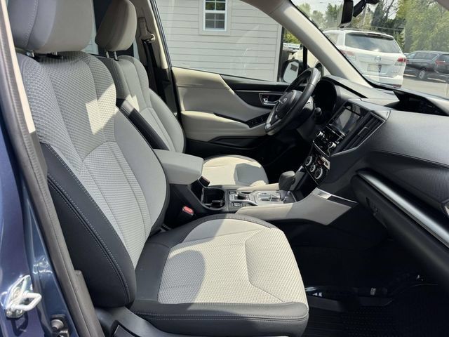 Used 2024 Subaru Forester Premium AWD/4WD image 9